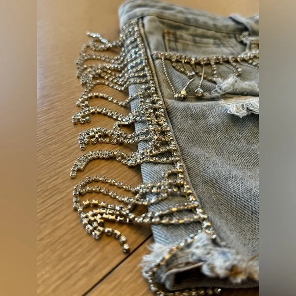 RUE21 EMBELLISHED BLING RHINESTONE SHORTS - Picture 8 of 13